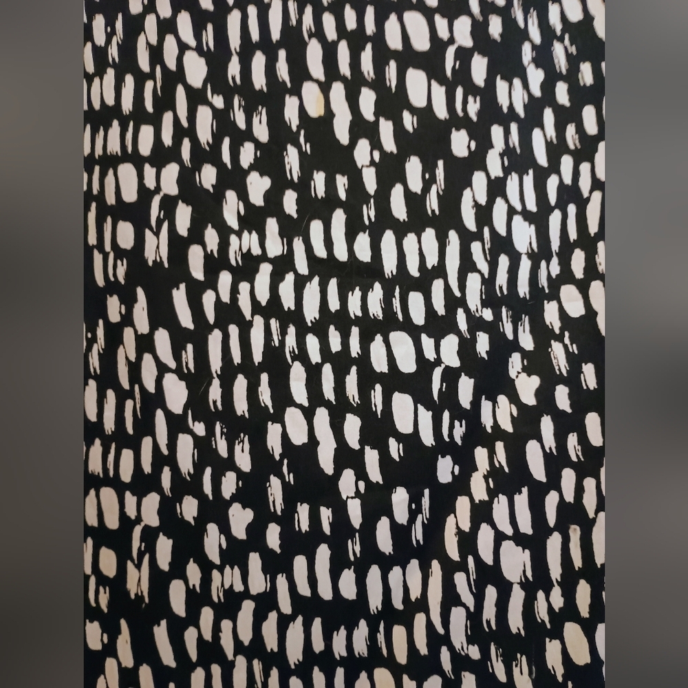 Ann Taylor Lightweight Lined Black White Pencil Skirt Back Zipper Women's Size 2 - Picture 3 of 9